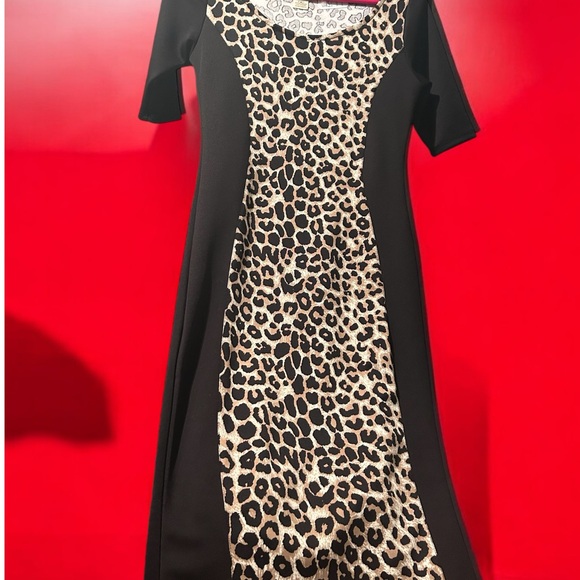 Beautiful love Jay size medium animal print dress - Picture 2 of 6